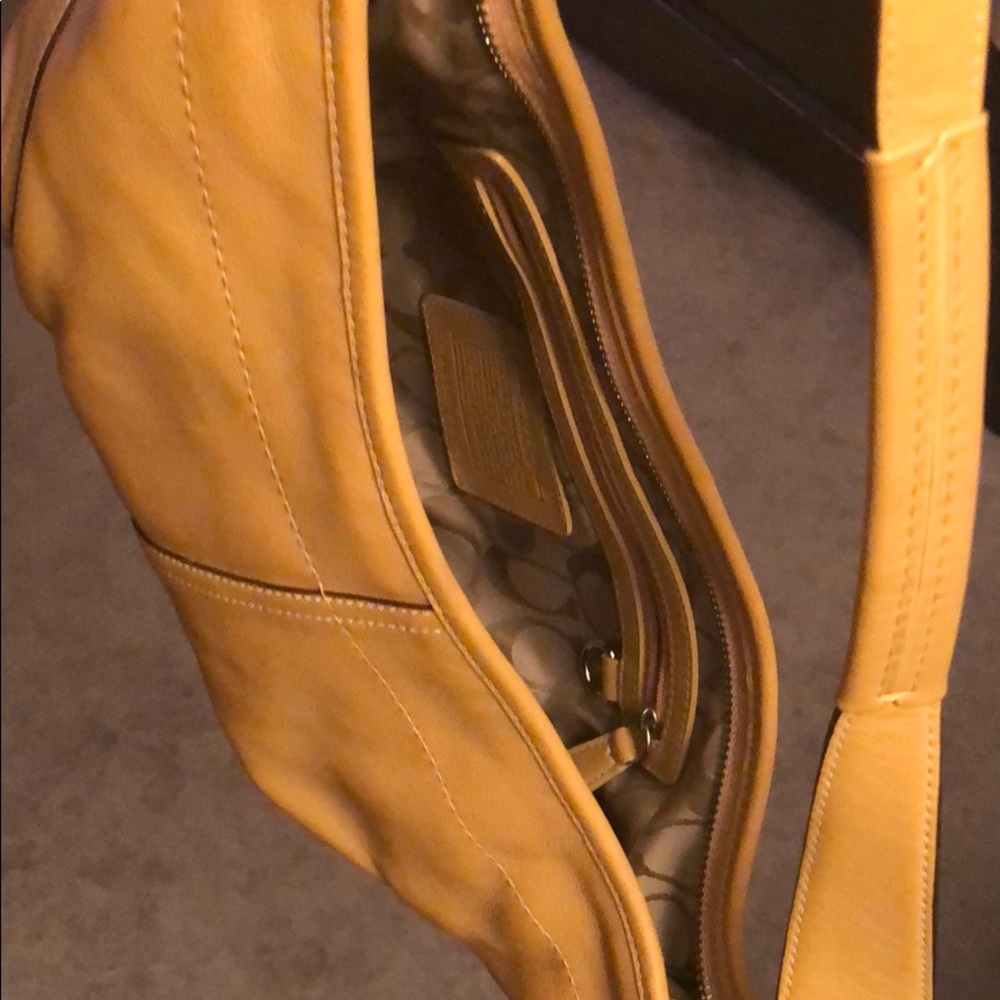 *OFFERS* COACH - Picture 8 of 8